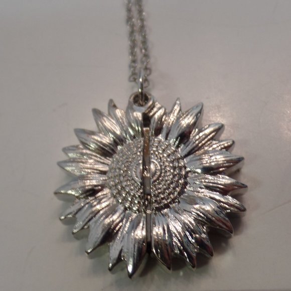 "You Are My Sunshine" Sunflower Necklace Double Sided Quote Silvertone - Picture 4 of 8